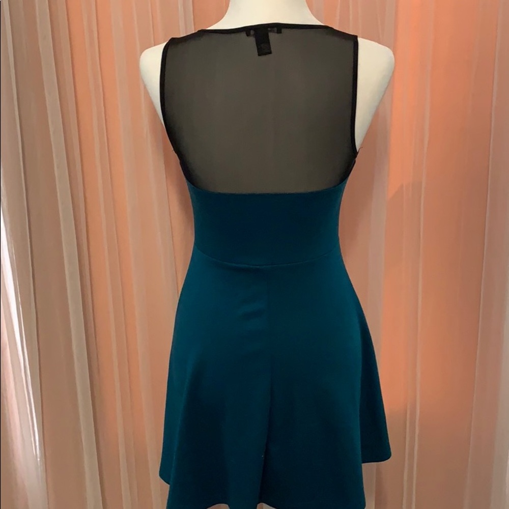 Dress - Picture 5 of 6